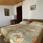 فندق مبيت وإفطار Rib 3*