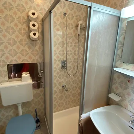 Rib B&B 3*