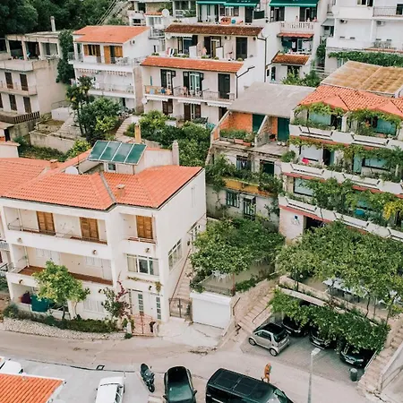 Rib ベッド・アンド・ブレックファスト 3*