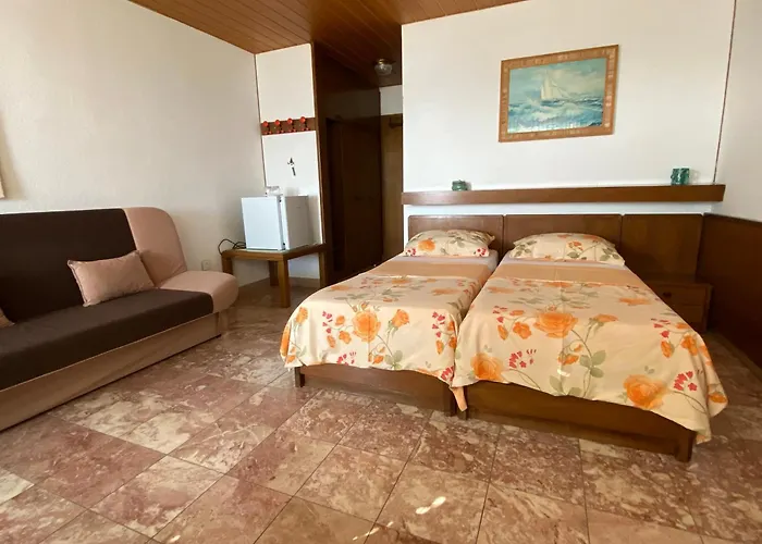 Bed & Breakfast Rib 3*