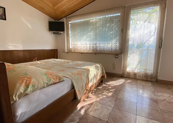 Rib Bed & Breakfast 3*