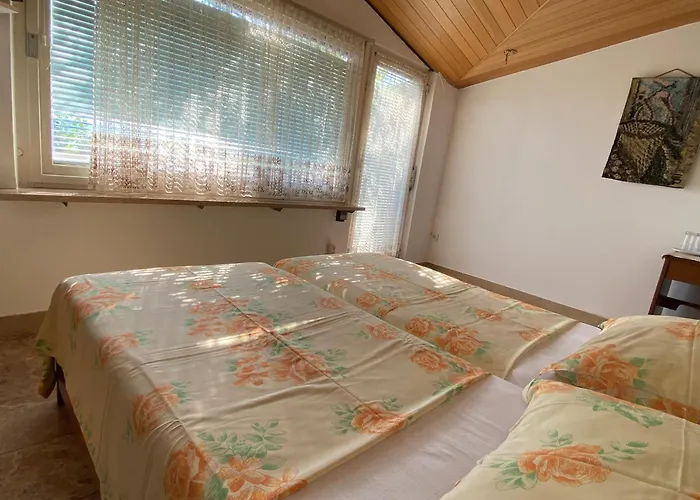 Rib Bed & Breakfast Brela