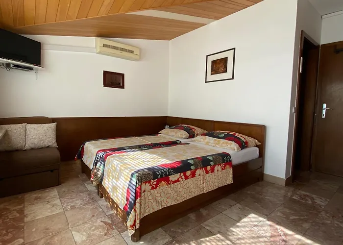 Rib Bed & Breakfast Brela