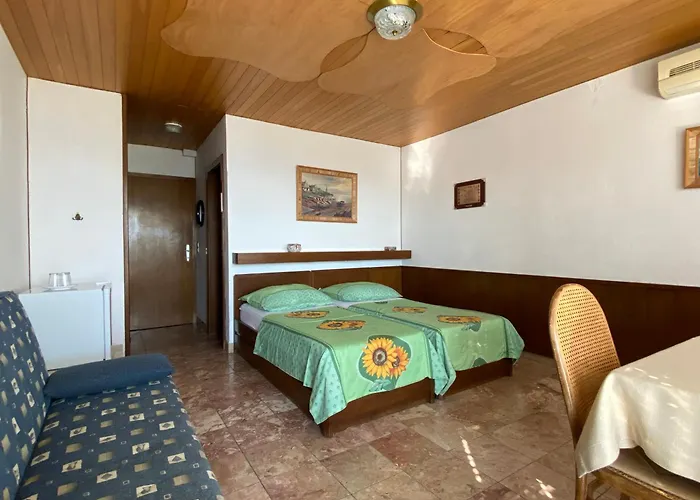 Bed & Breakfast Rib Brela