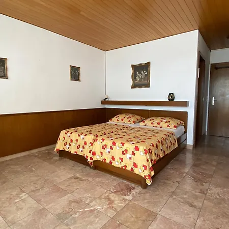 Bed & Breakfast Rib 3*